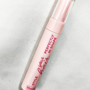 anti frizz stick